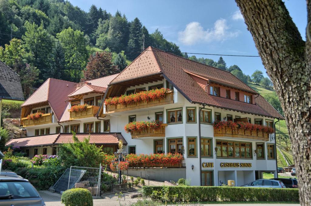 Gasthaus Sonne Münstertal Extérieur photo