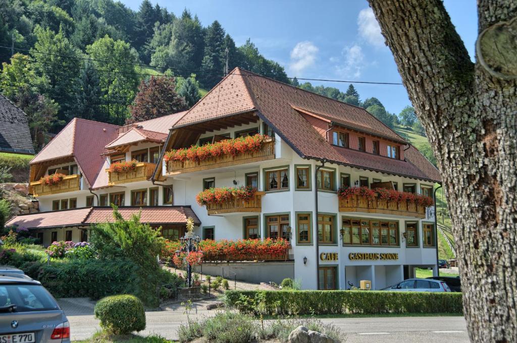 Gasthaus Sonne Münstertal Extérieur photo